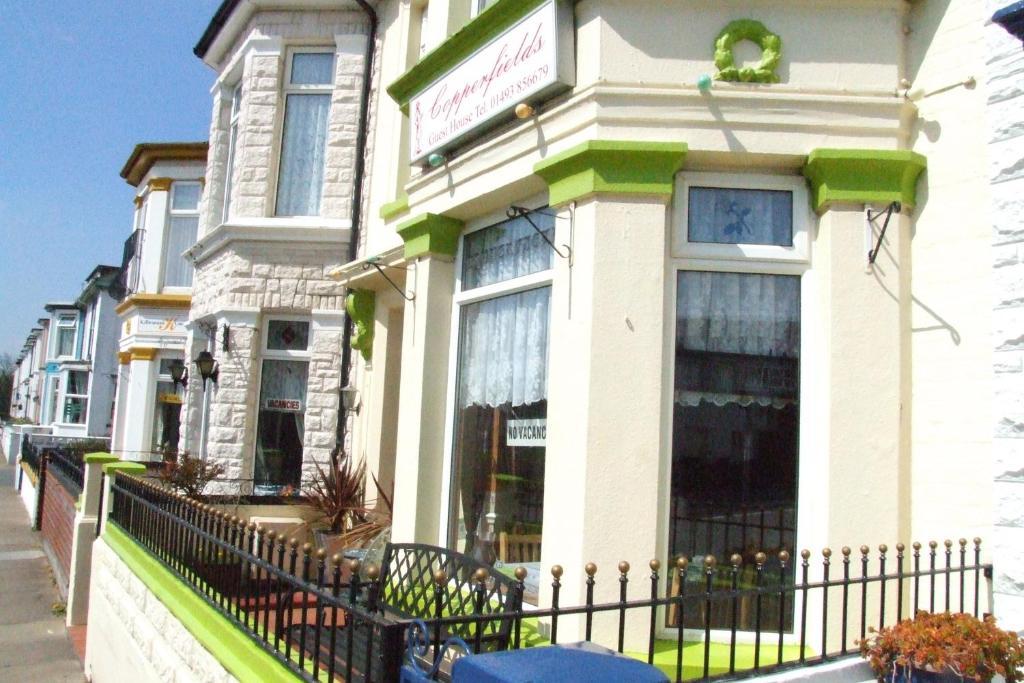 Copperfields Guest House Great Yarmouth Exteriör bild